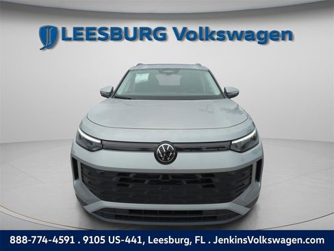 New 2026 Volkswagen Tiguan SE image 17