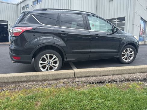 Used 2018 Ford Escape SE w/ SE SYNC Package AWD/4WD image 31