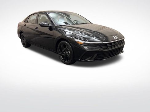 New 2026 Hyundai Elantra Sport image 3