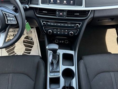 Used 2020 Kia Optima LX FWD image 24