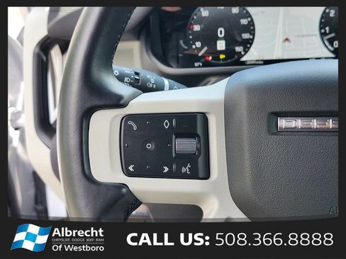 Used 2023 Land Rover Defender 90 SE AWD/4WD image 28