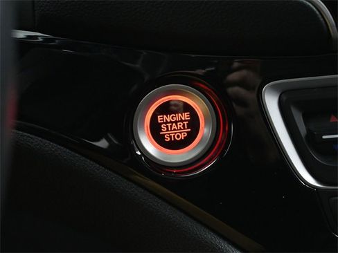 Used 2022 Honda Pilot Elite image 37