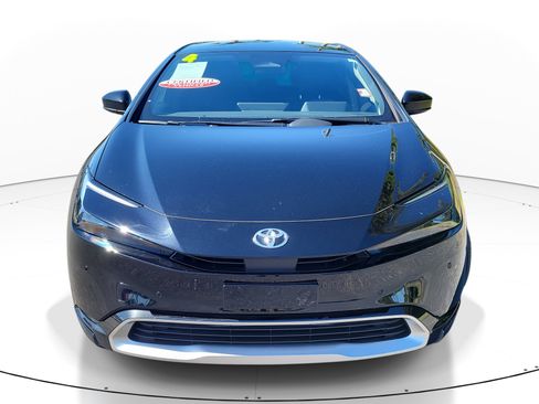 Certified 2024 Toyota Prius Prime image 2