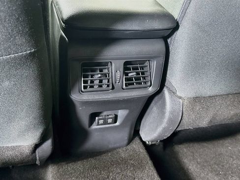 Certified 2020 Toyota RAV4 XLE w/ Convenience Package AWD/4WD image 25