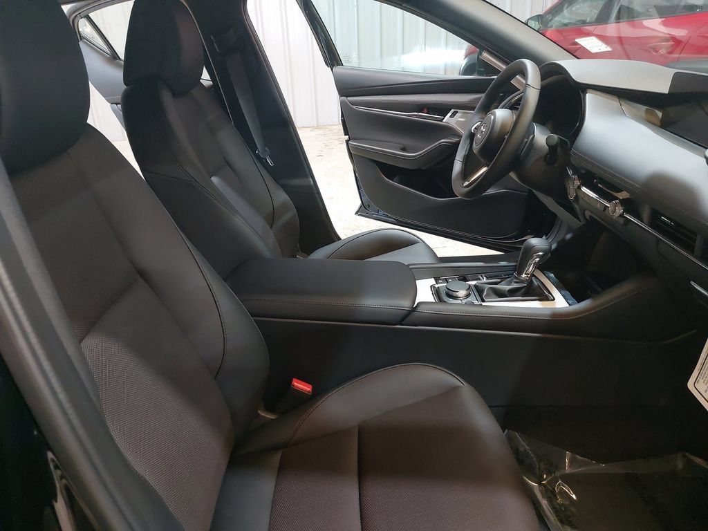 New 2026 MAZDA MAZDA3 Hatchback w/Premium Plus Pkg AWD/4WD image 10