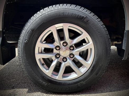 Used 2019 Chevrolet Silverado 1500 LT w/ All-Star Edition AWD/4WD image 38