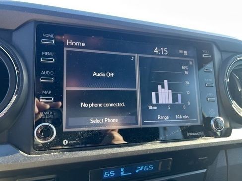 Used 2021 Toyota Tacoma TRD Sport image 9