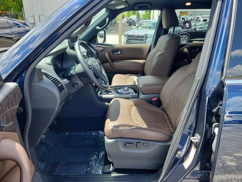 Certified 2024 Nissan Armada Platinum w/ Cargo Package AWD/4WD image 13