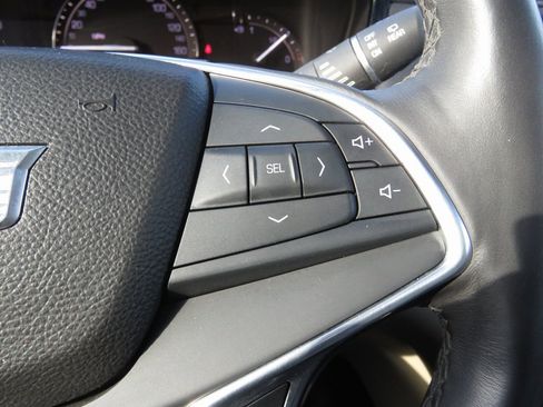 Used 2017 Cadillac XT5 Premium Luxury image 24