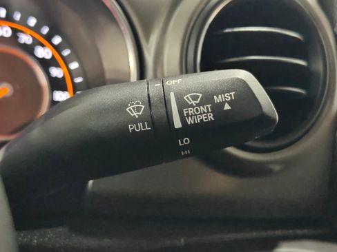 Used 2023 Jeep Gladiator Sport AWD/4WD image 55
