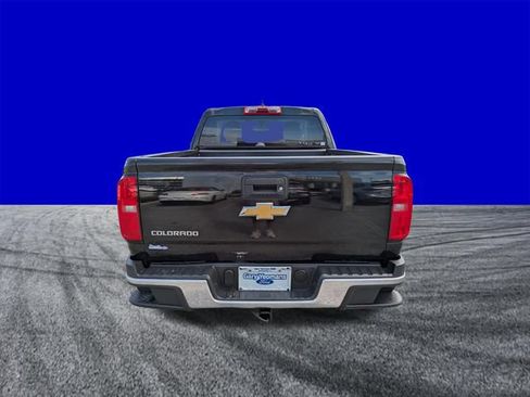 Used 2019 Chevrolet Colorado W/T RWD image 5