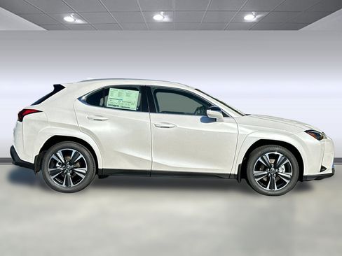 New 2025 Lexus UX 300h AWD image 8