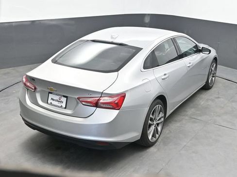 Used 2022 Chevrolet Malibu LT FWD image 35