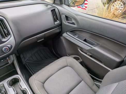 Used 2021 Chevrolet Colorado LT w/ Fleet Safety Package RWD image 17