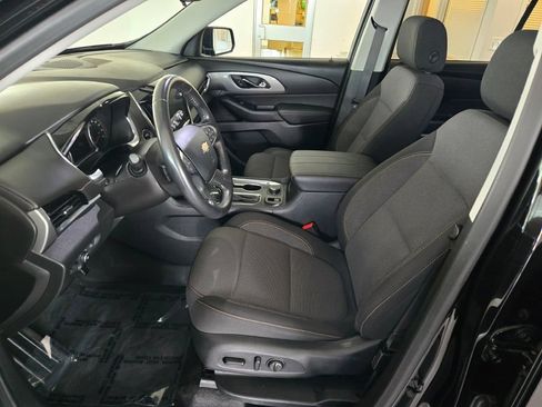 Certified 2019 Chevrolet Traverse LT FWD image 24