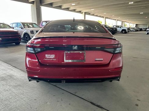 Used 2024 Honda Accord Sport image 4