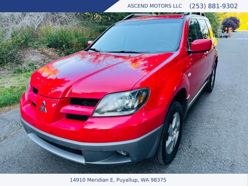 Used 2003 Mitsubishi Outlander XLS image 1