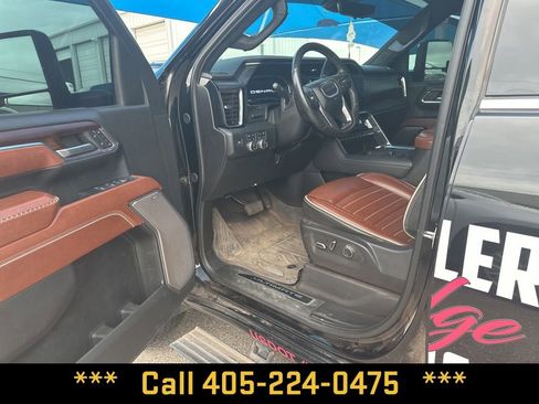 Used 2024 GMC Sierra 2500 Denali Ultimate AWD/4WD image 15