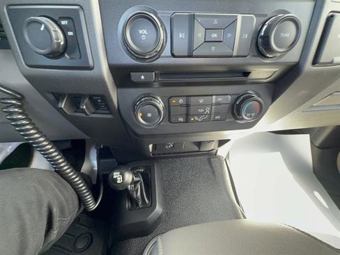 Used 2017 Ford F250 XL w/ Power Equipment Group AWD/4WD image 16