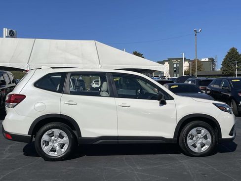 Used 2023 Subaru Forester image 8