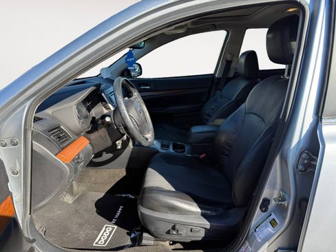 Used 2014 Subaru Outback 2.5i Limited w/ Moonroof Package image 10