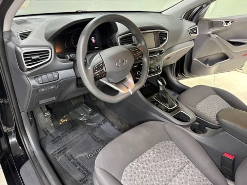 Used 2018 Hyundai Ioniq Blue FWD image 10