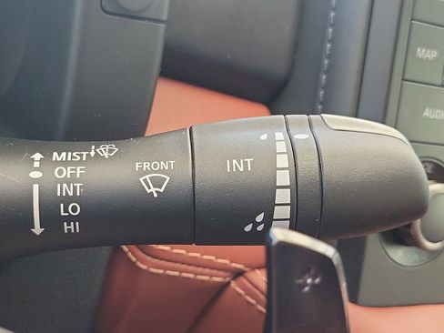 Used 2024 Nissan GT-R Premium w/ Premium Interior Package image 32