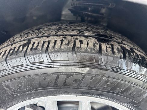 Used 2022 Ford Edge SEL w/ Convenience Package image 23