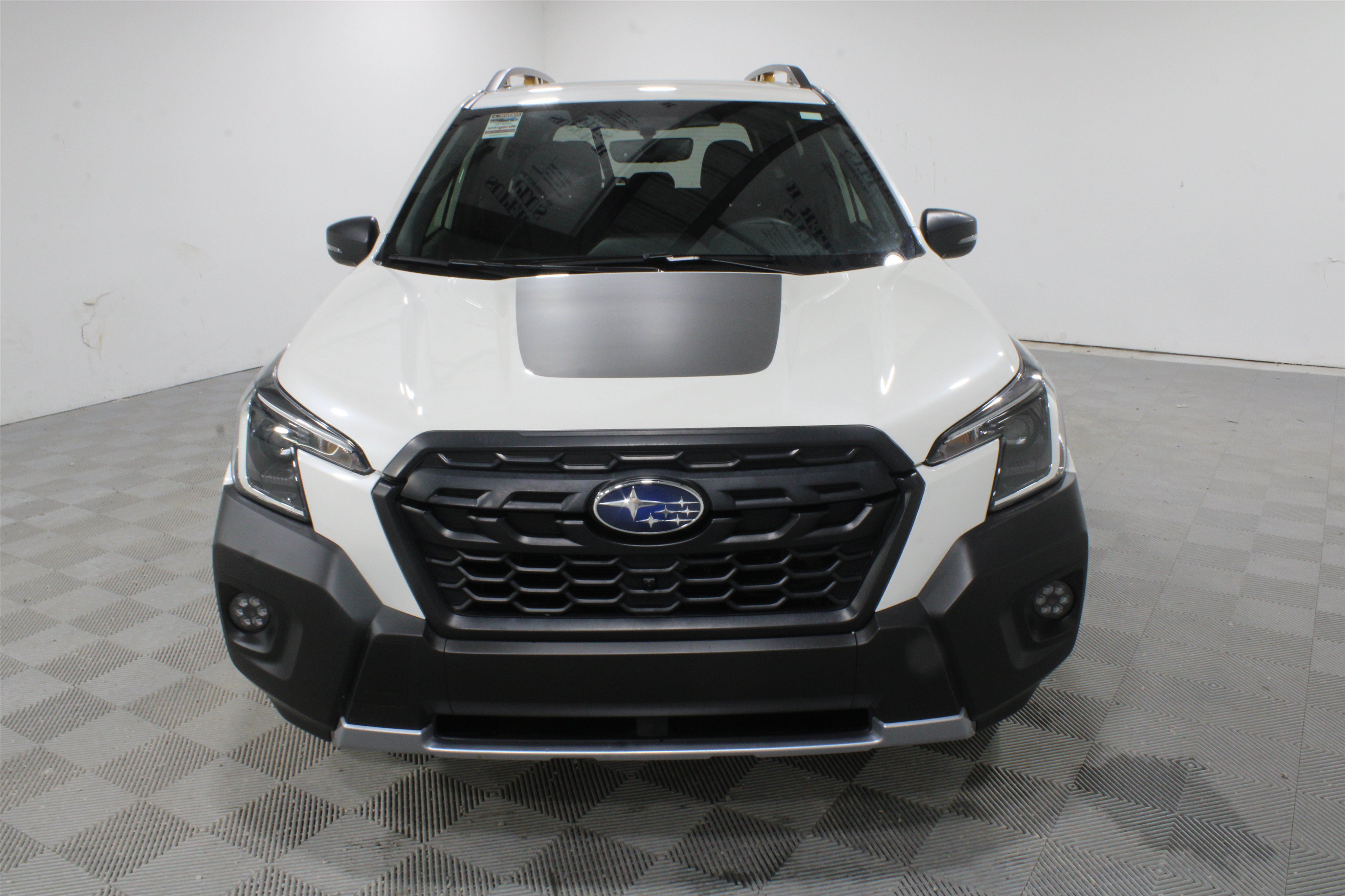 Used 2024 Subaru Forester Wilderness w/ Convenience Package AWD/4WD image 8