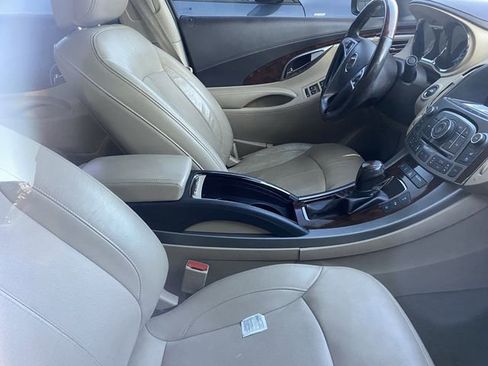Used 2010 Buick LaCrosse CXL w/ Luxury Package FWD image 9