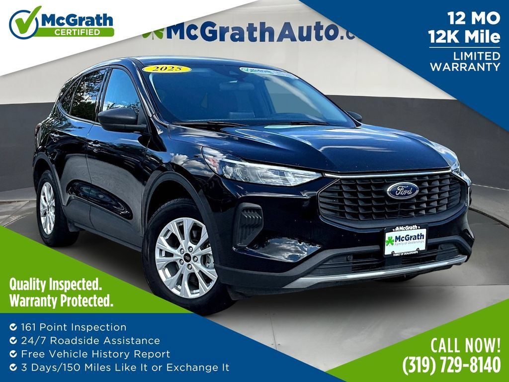 Used 2025 Ford Escape Active AWD/4WD image 1