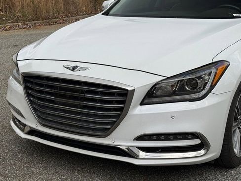 Used 2018 Genesis G80 3.8 w/ Option Group 02 image 10
