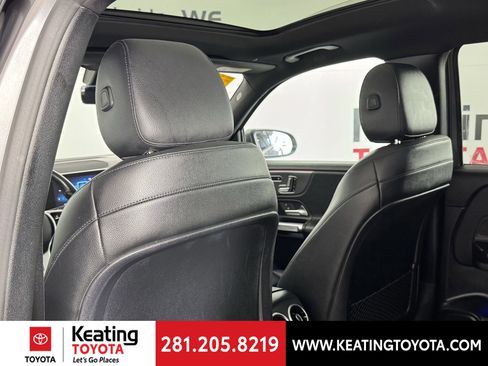 Used 2021 Mercedes-Benz GLB 250 4MATIC image 14