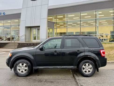 Used 2011 Ford Escape Limited w/ 301A Rapid Spec Order Code image 3