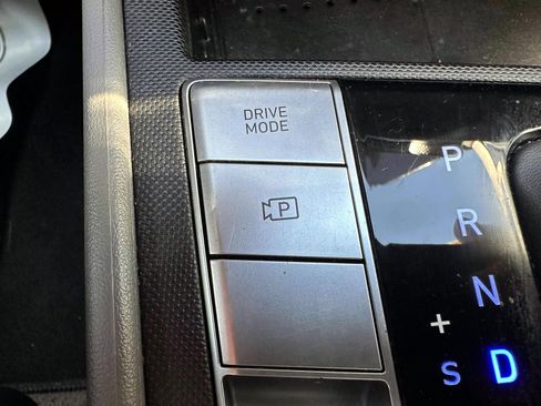 Used 2023 Hyundai Elantra SEL w/ Convenience Package FWD image 26