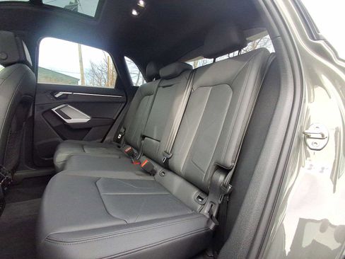 Certified 2025 Audi Q3 2.0T Premium w/ Convenience Package image 20