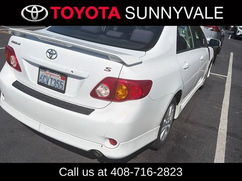 Used 2009 Toyota Corolla S FWD image 2