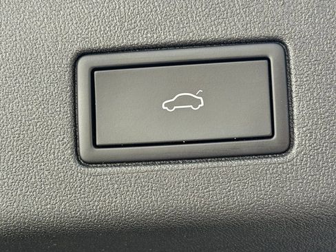 Used 2023 Volkswagen ID.4 Pro S RWD image 14