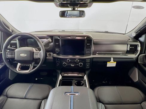 New 2026 Ford F450 Platinum w/ FX4 Off-Road Package AWD/4WD image 7