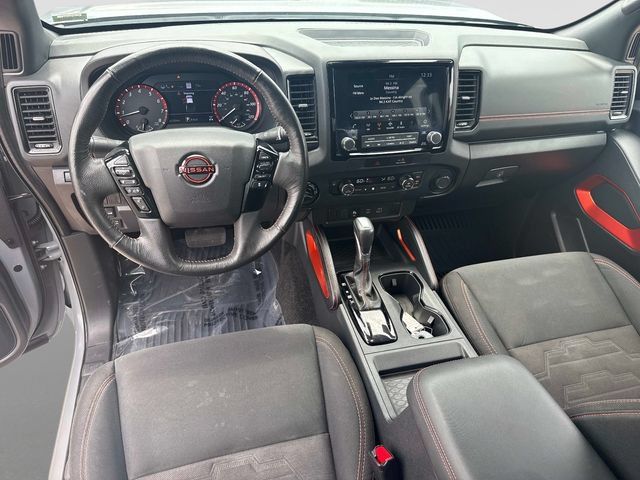 Used 2022 Nissan Frontier PRO-4X w/ Technology Package AWD/4WD image 17