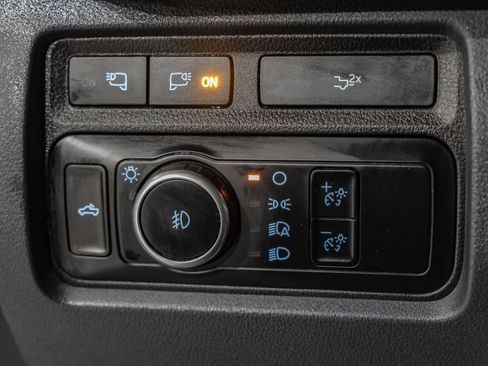 Used 2024 Ford F350 Lariat w/ Lariat Ultimate Package AWD/4WD image 30
