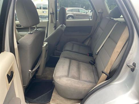 Used 2009 Ford Escape XLT image 9