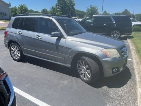 Used 2012 Mercedes-Benz GLK 350 4MATIC image 2