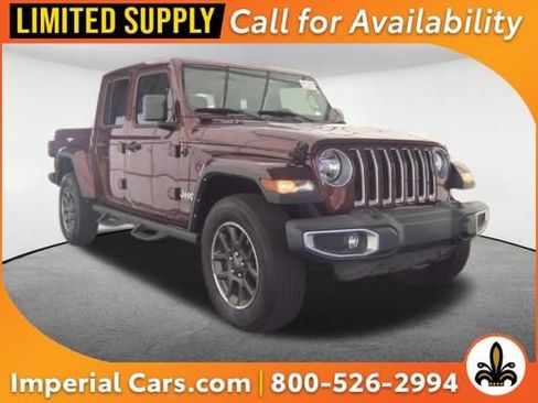 Used 2022 Jeep Gladiator Overland AWD/4WD image 1