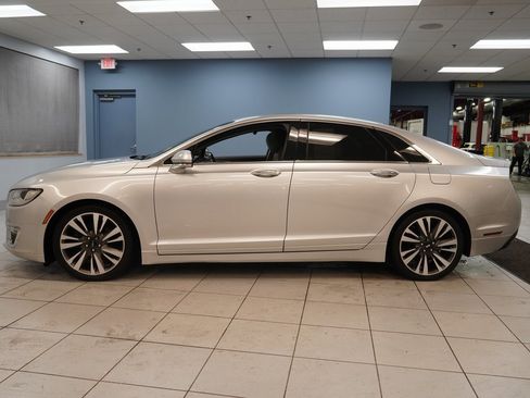 Used 2017 Lincoln MKZ Reserve w/ Climate Package image 2