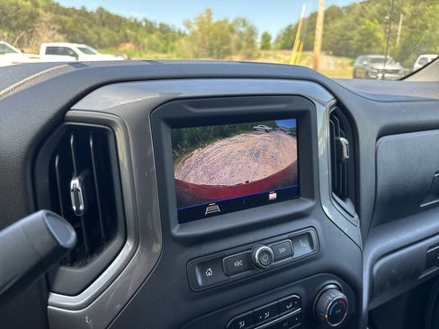 Used 2021 Chevrolet Silverado 1500 Custom image 19