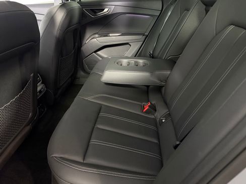 Used 2024 Audi Q4 e-tron Premium Plus w/ Premium Plus image 28