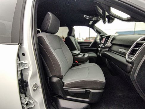 Used 2024 RAM 3500 Big Horn image 12