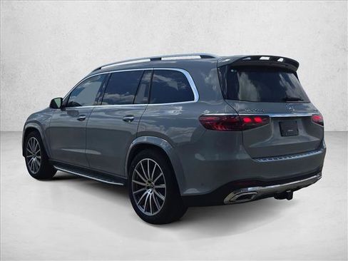 New 2026 Mercedes-Benz GLS 580 4MATIC image 7