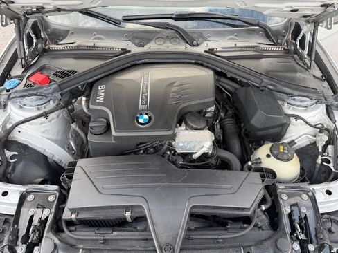 Used 2017 BMW 320i Sedan RWD image 25